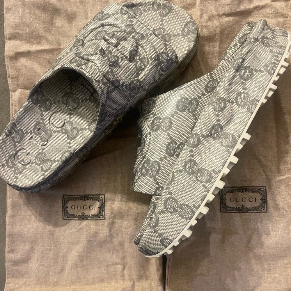 Gucci Monogrammed Gray Slides